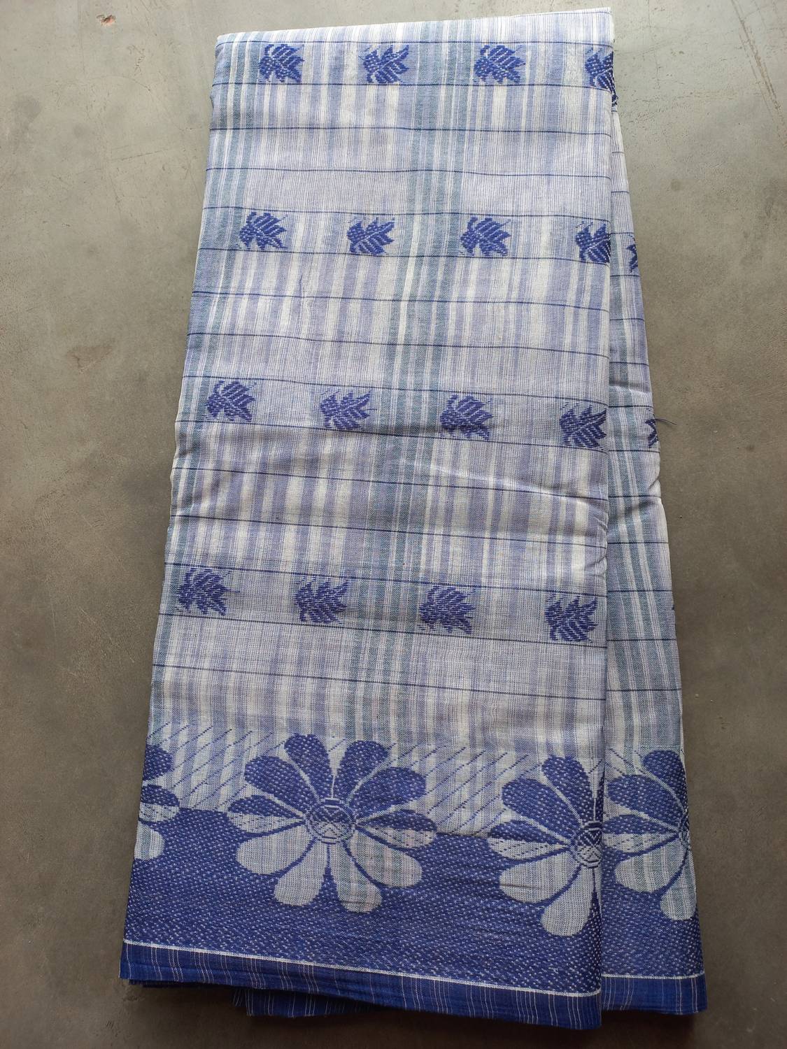 kunduhouse Self Design Jamdani Pure Cotton Saree (White)
