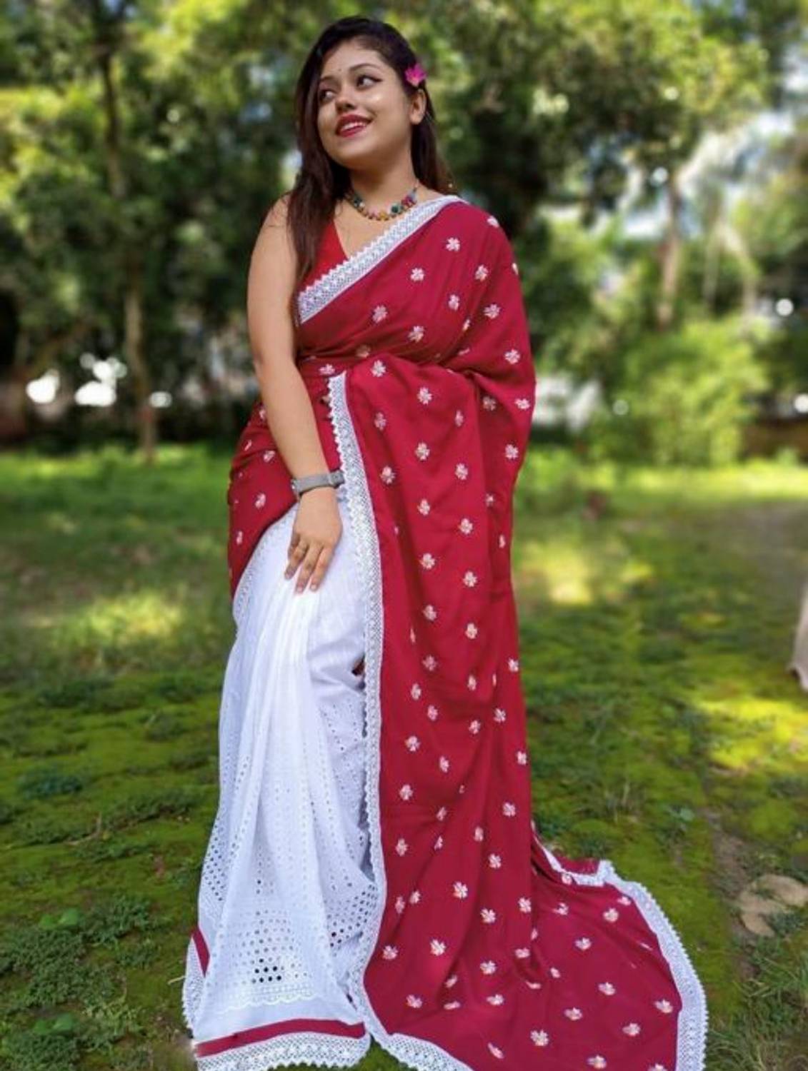 RIDDHIMAN FASHION Floral Print, Self Design, Printed Handloom Cotton Blend Saree