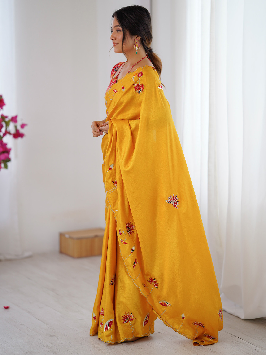 Image of Sareemall Embellished Bollywood Silk Blend Saree