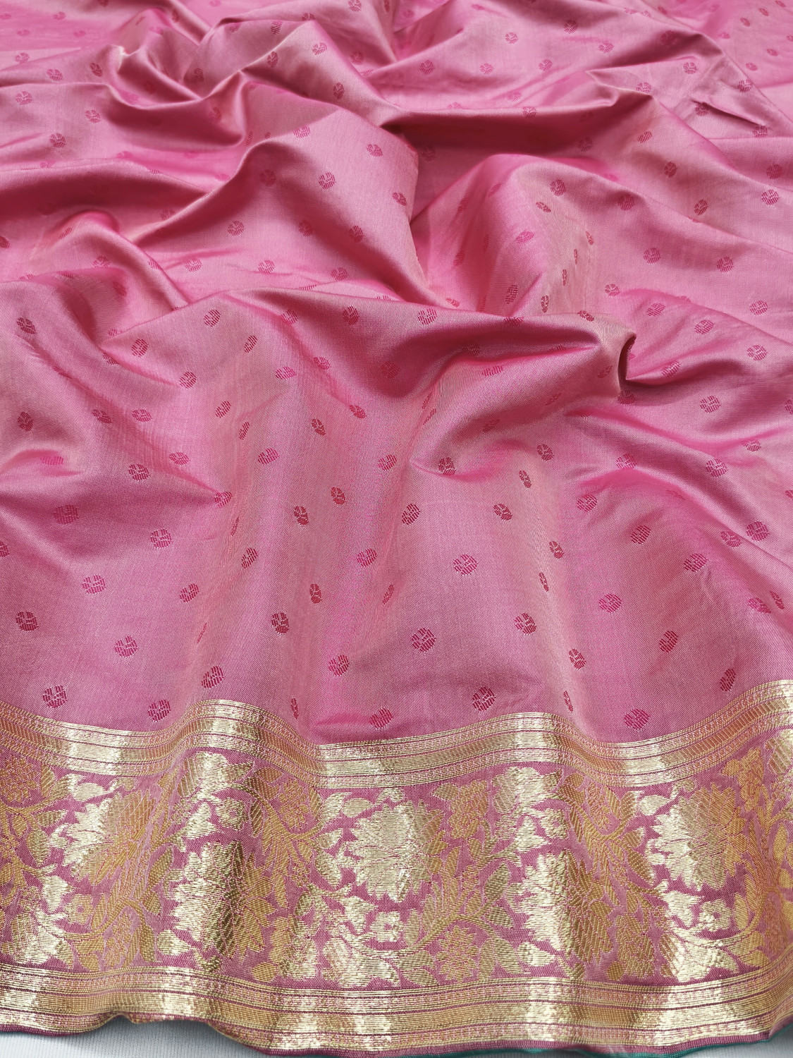 Image of Ratnavali Woven Banarasi Silk Blend, Art Silk Saree