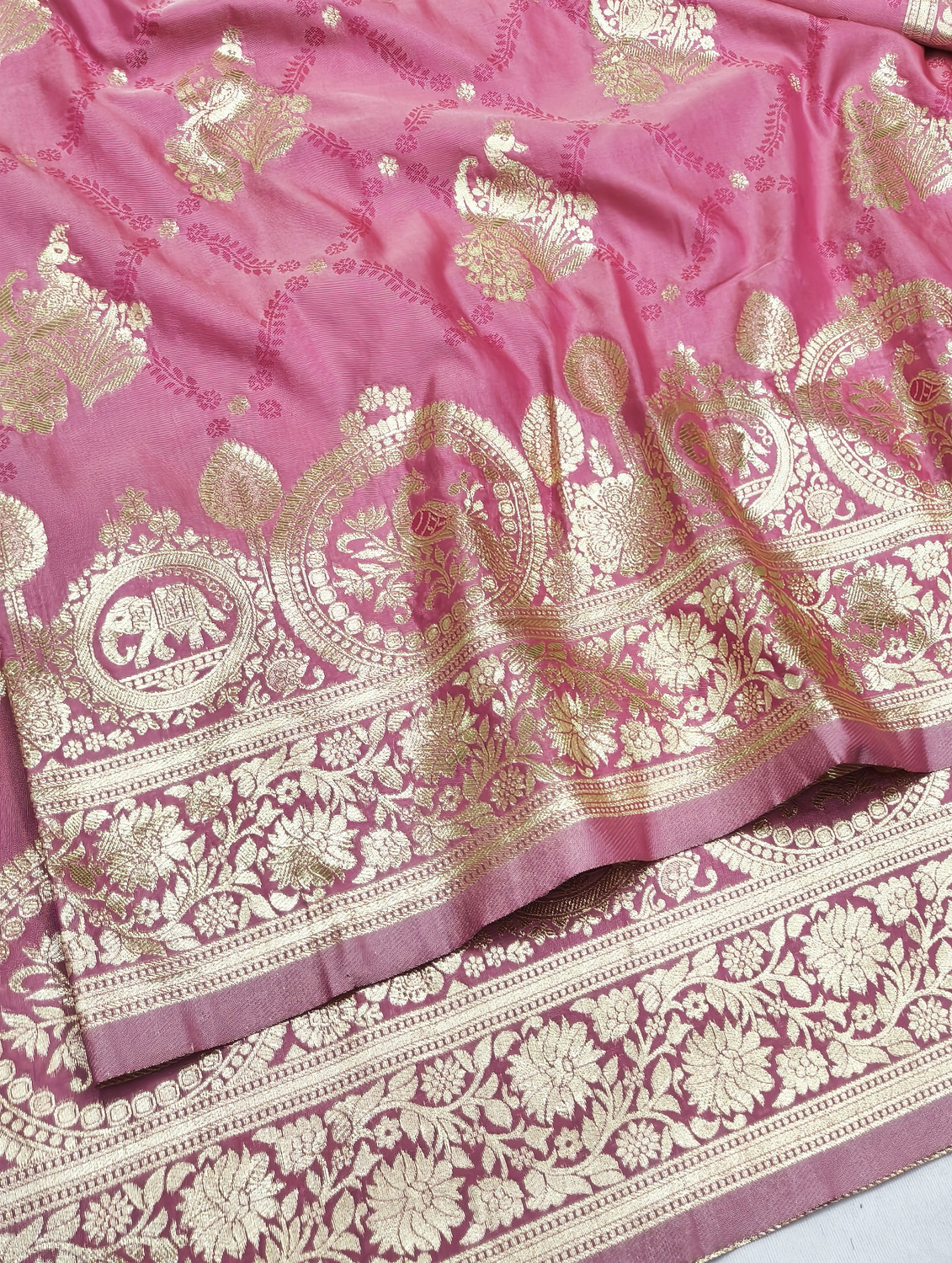 Image of Ratnavali Woven Banarasi Silk Blend, Art Silk Saree