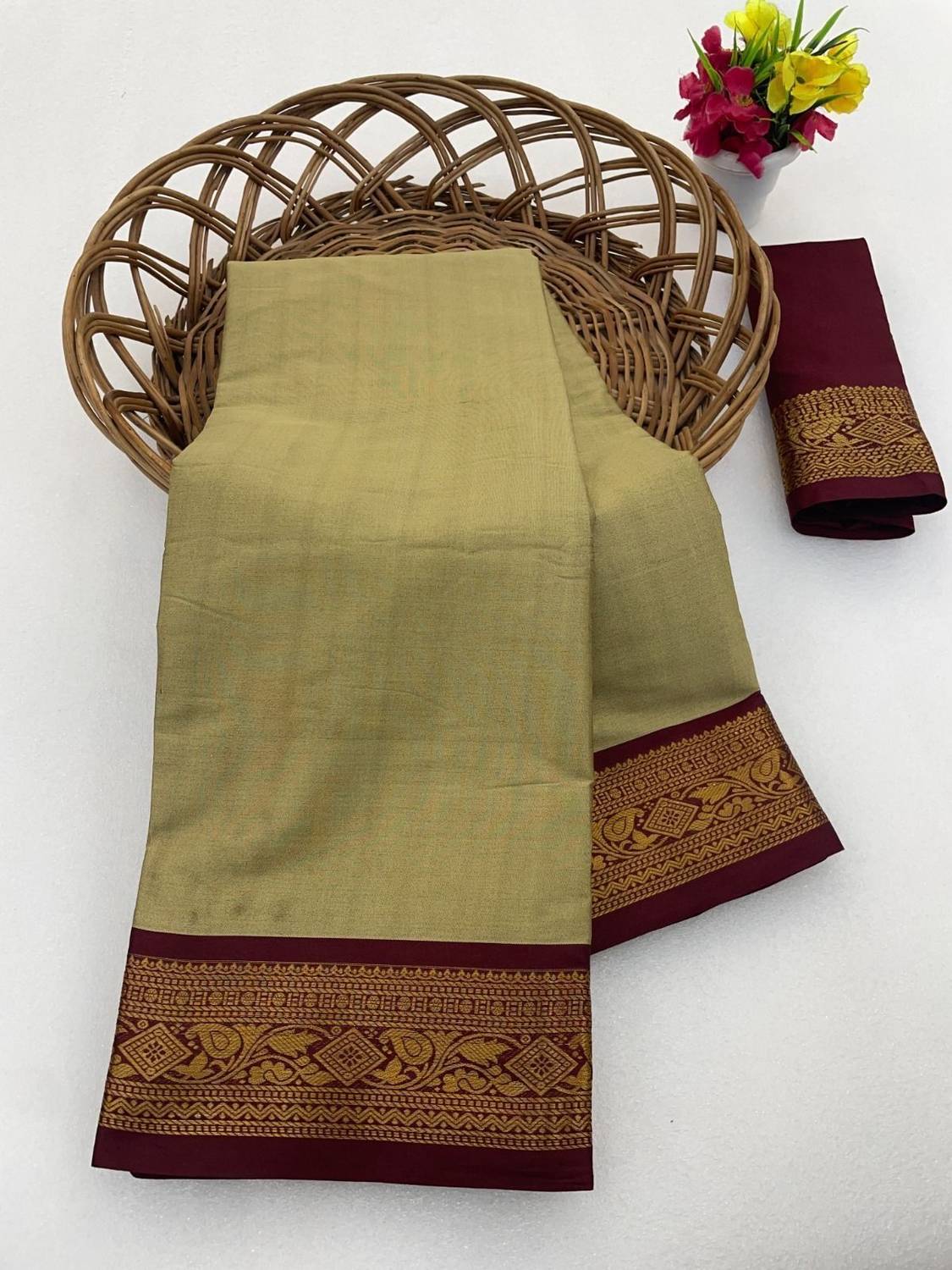 AMARQUEEN Woven Pochampally Cotton Silk Saree