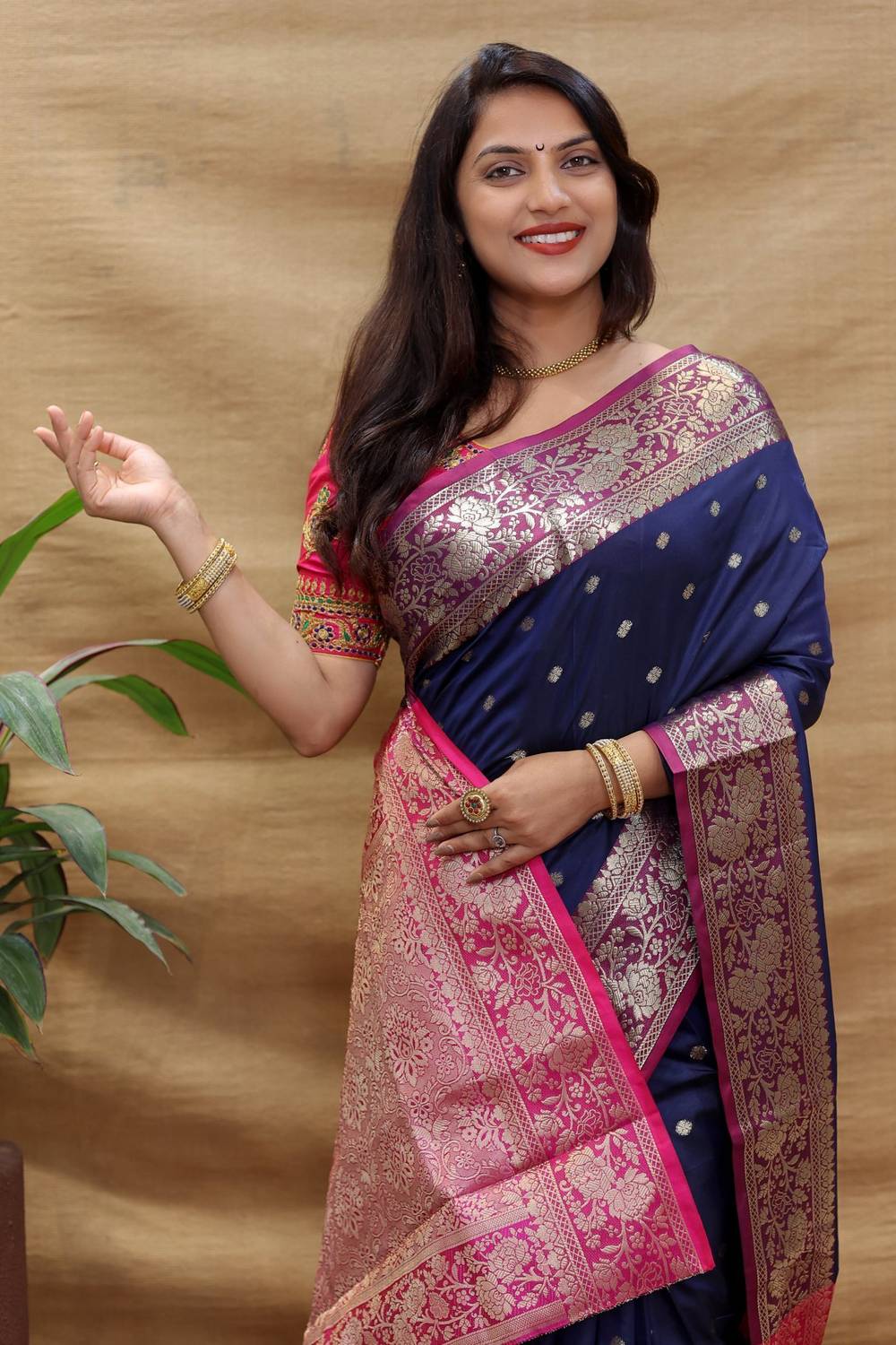 amirat Woven Banarasi Jacquard Saree
