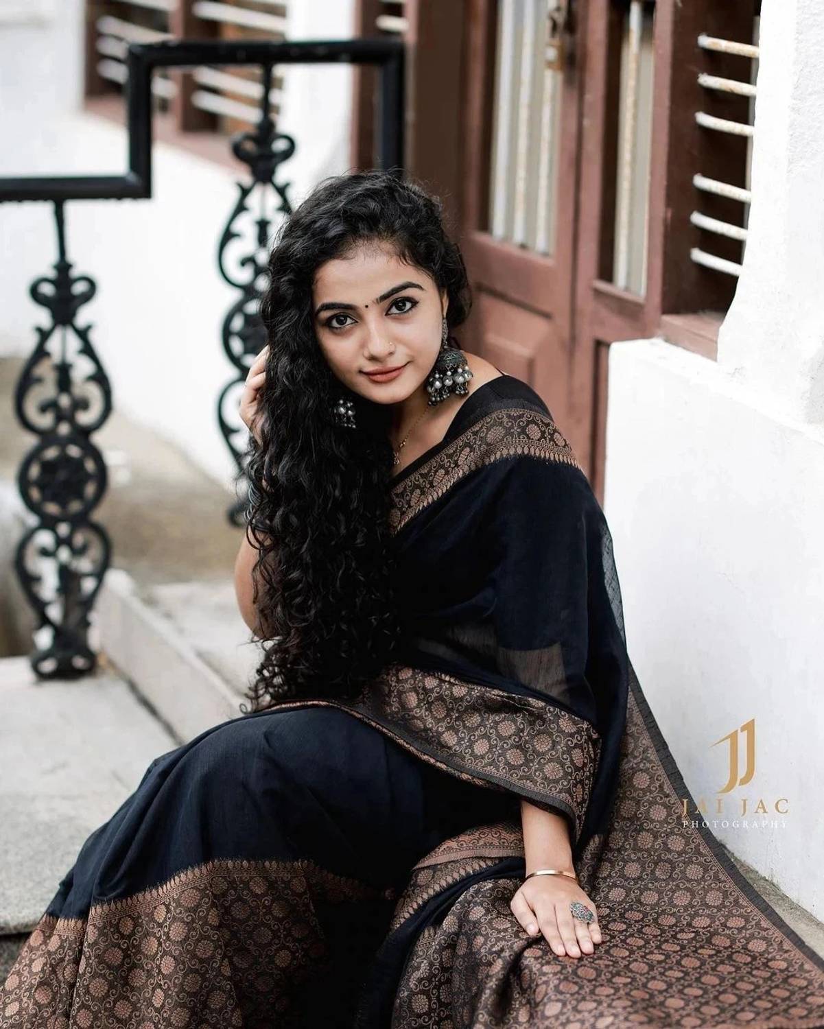 VASTUKALA Woven Kanjivaram Pure Silk, Art Silk Saree