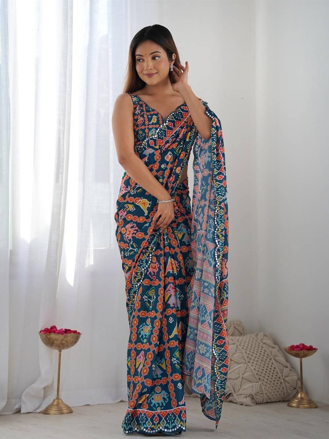 ShreeNazaaraa Printed, Geometric Print, Floral Print Daily Wear G