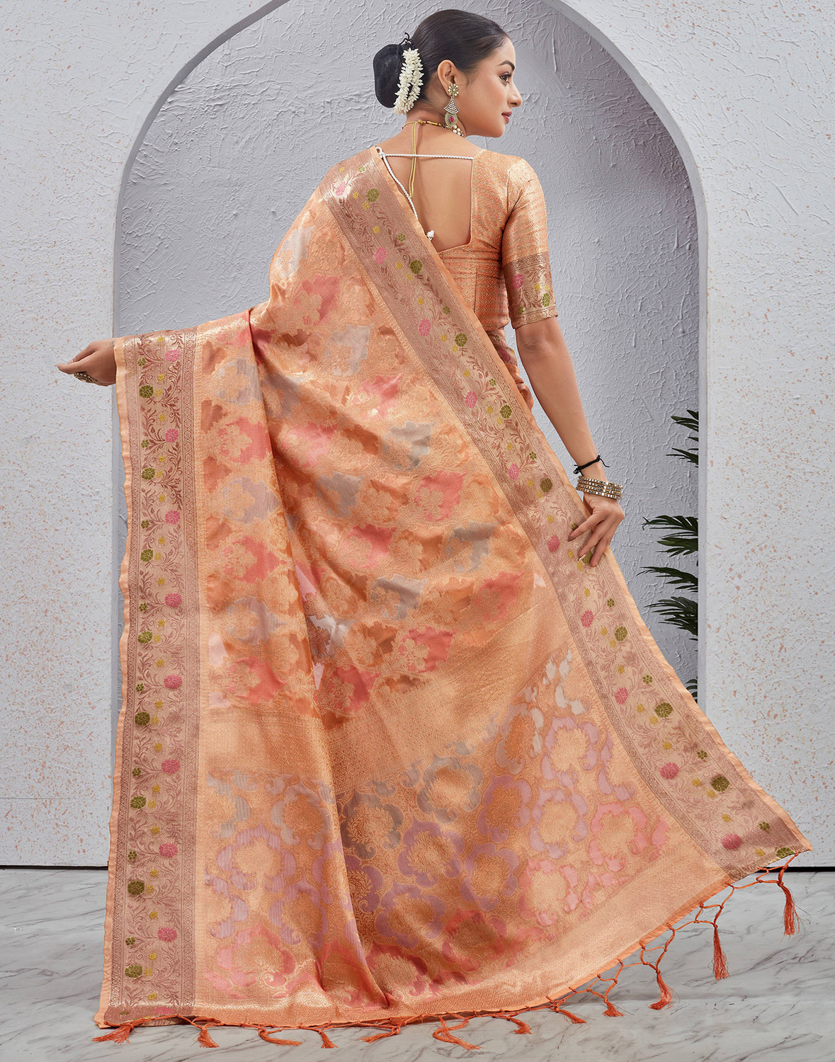 Image of Samah Woven, Embellished Banarasi Silk Blend Saree