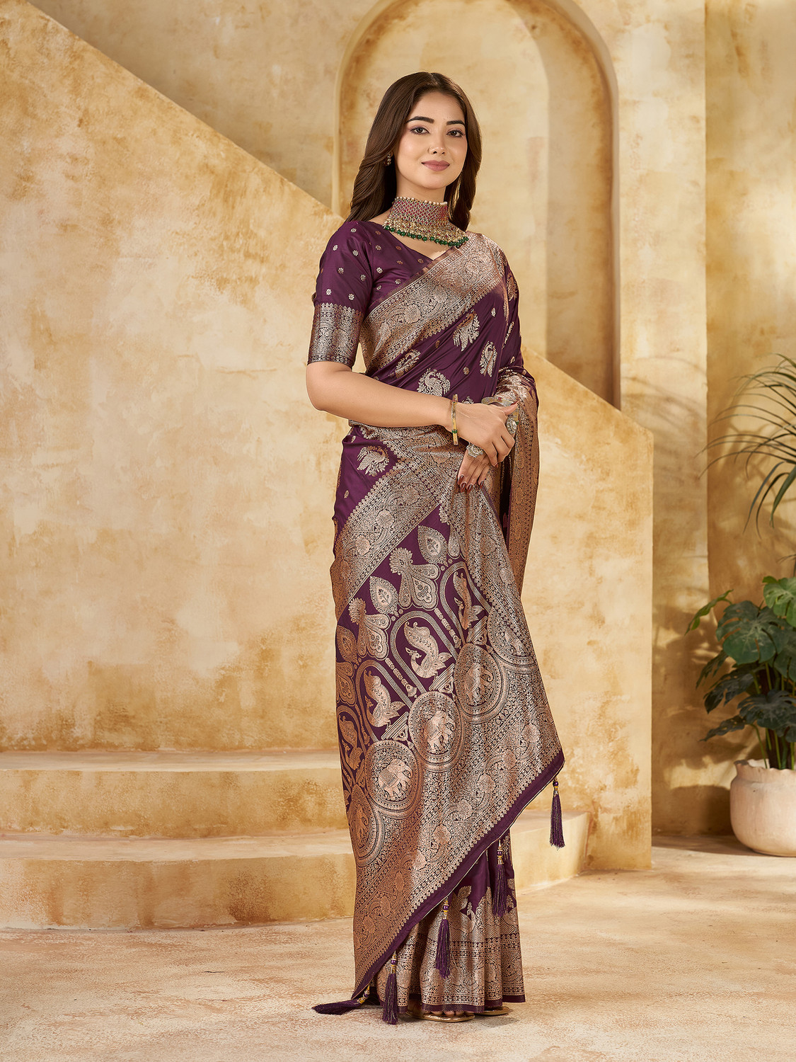 Image of Mehrang Woven Banarasi Silk Blend Saree