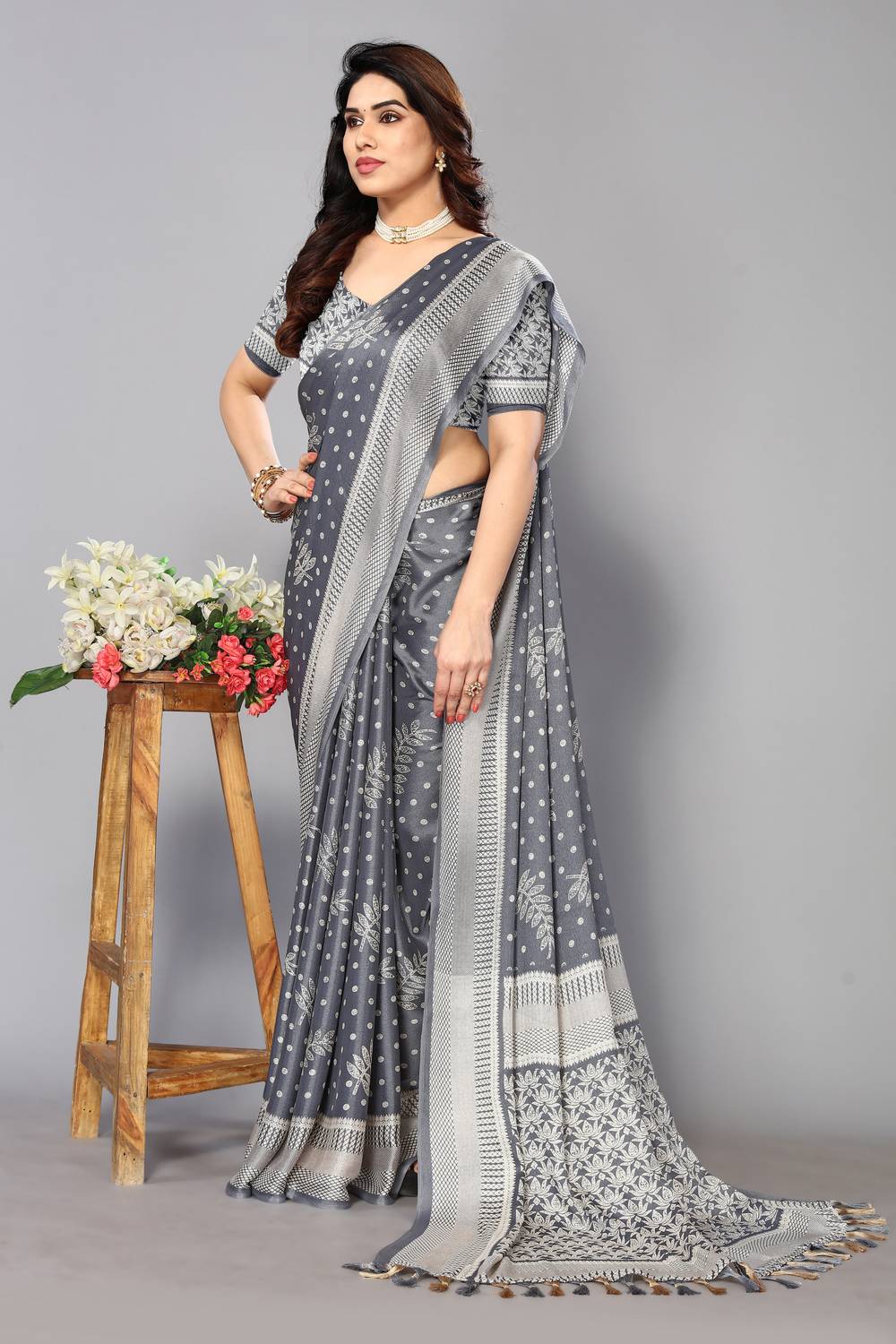 Anmi Printed, Blocked Printed Daily Wear Chiffon, Georgette Saree