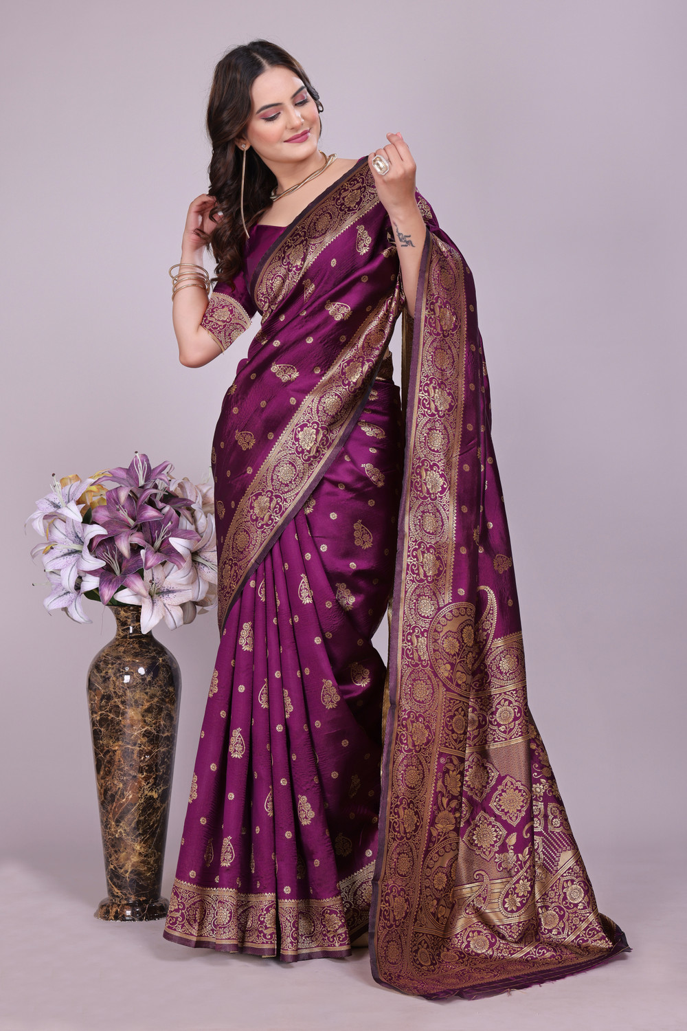 Image of DHRUVIL TEXTILES Self Design Banarasi Cotton Silk, Jacquard Saree