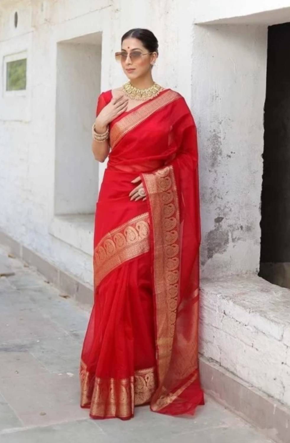 Divastri Ready to Wear Woven Bollywood Organza Saree (Red)