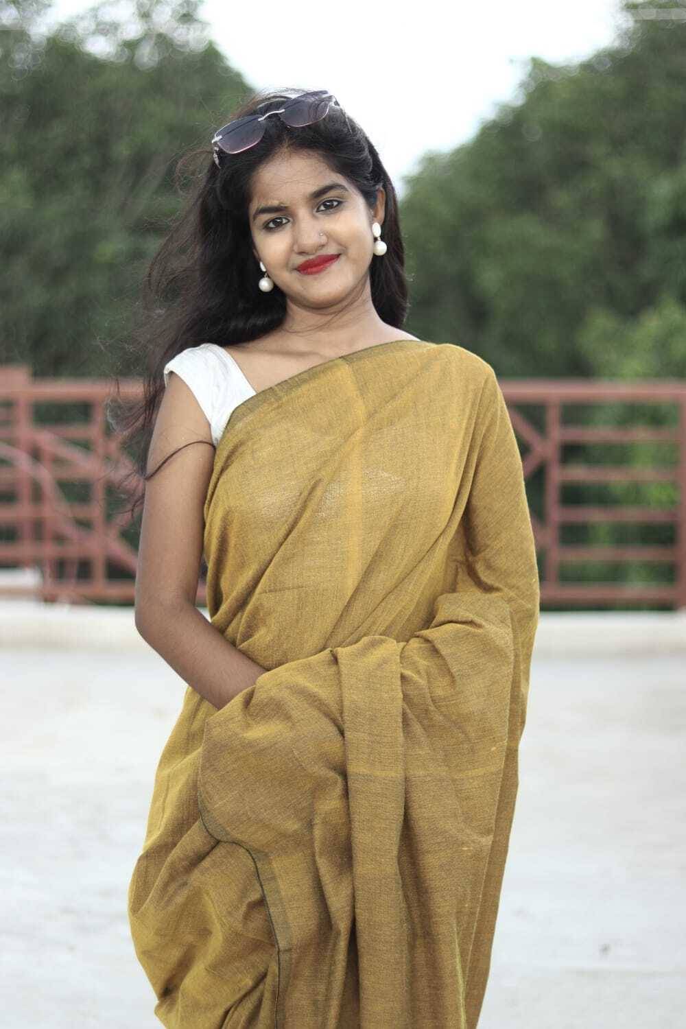 BRYNBRIT Solid/Plain Bollywood Cotton Blend, Jacquard Saree