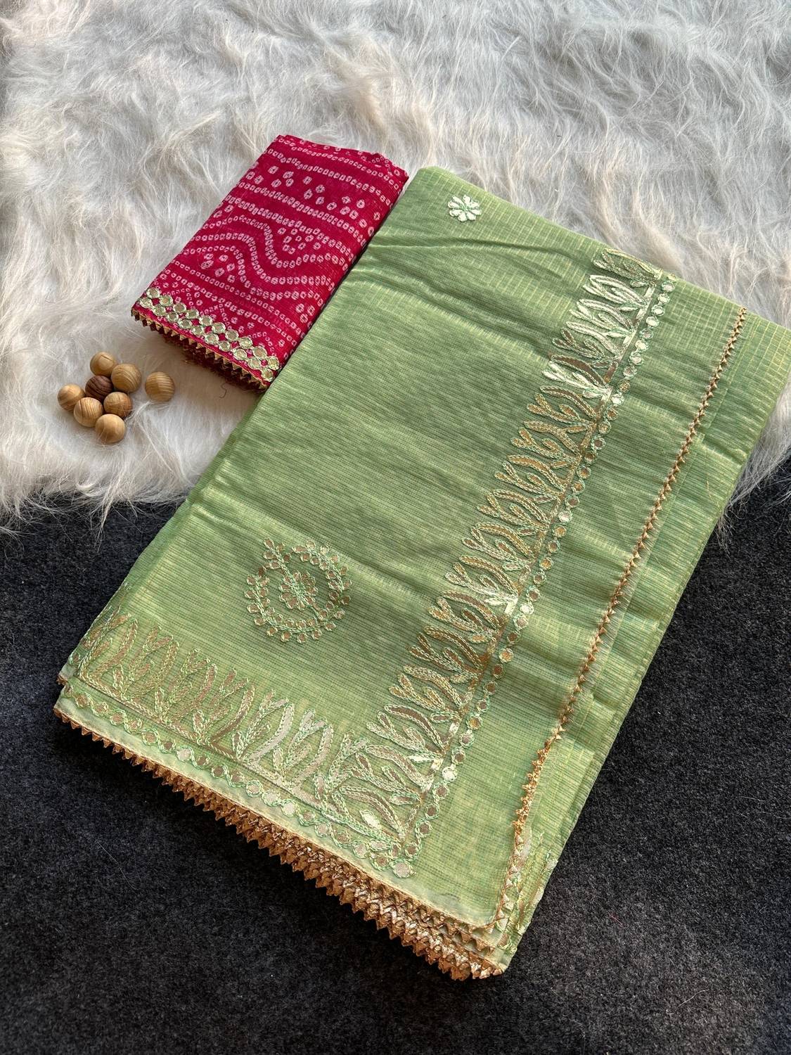 AWRIYA Embroidered Bollywood Cotton Blend Saree