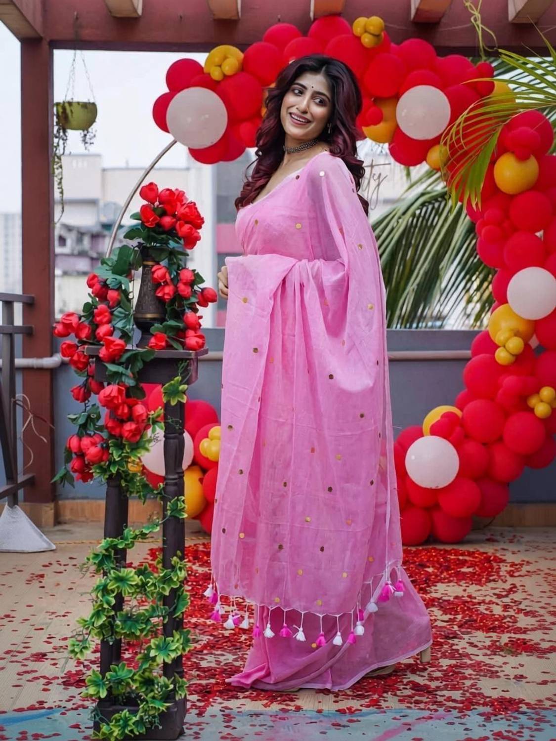 Amita Collections Embellished Handloom Pure Cotton Saree