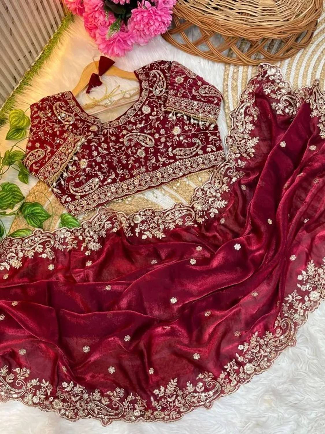 Mortile Embroidered Georgette Saree - Image 4