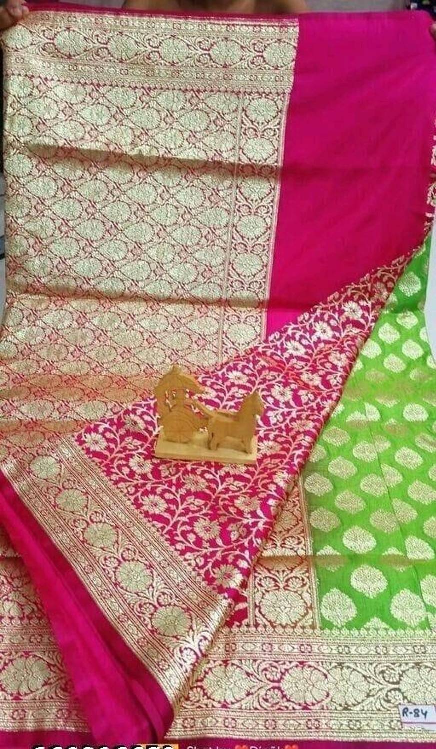 Dulhan Collection Woven, Floral Print, Self Design Banarasi Handloom Pure Silk Saree