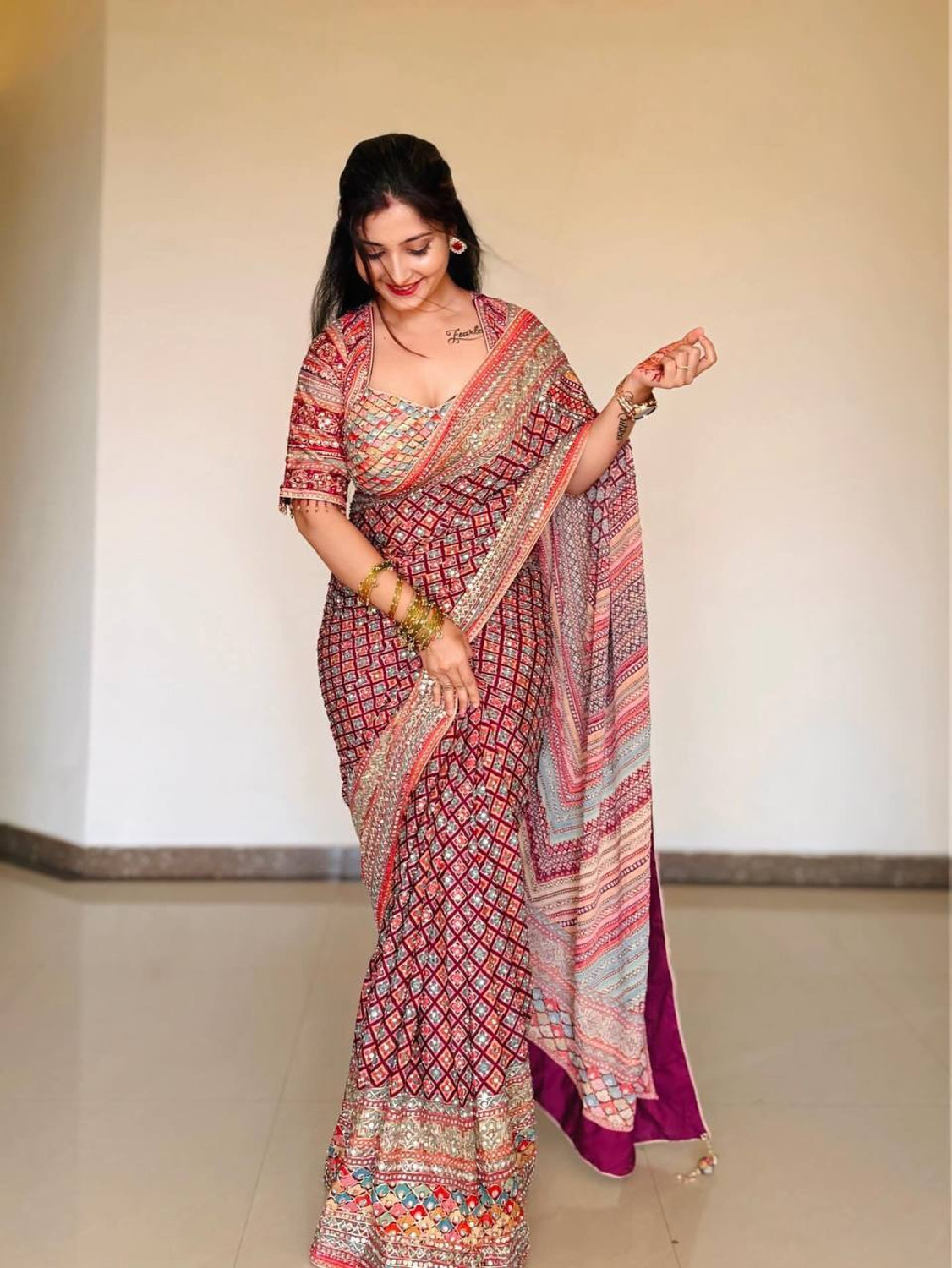 Image of Spetila Printed Bollywood Georgette Saree (Multicolor)