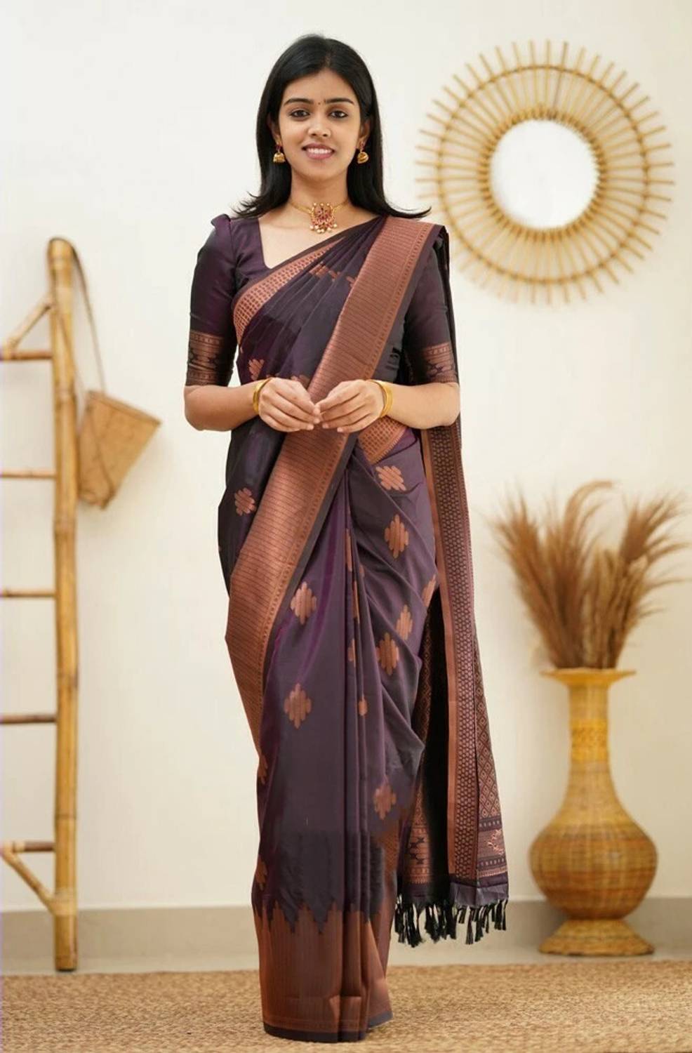 AVANTIKA FASHION Woven Kanjivaram Pure Silk, Art Silk Saree (Purp