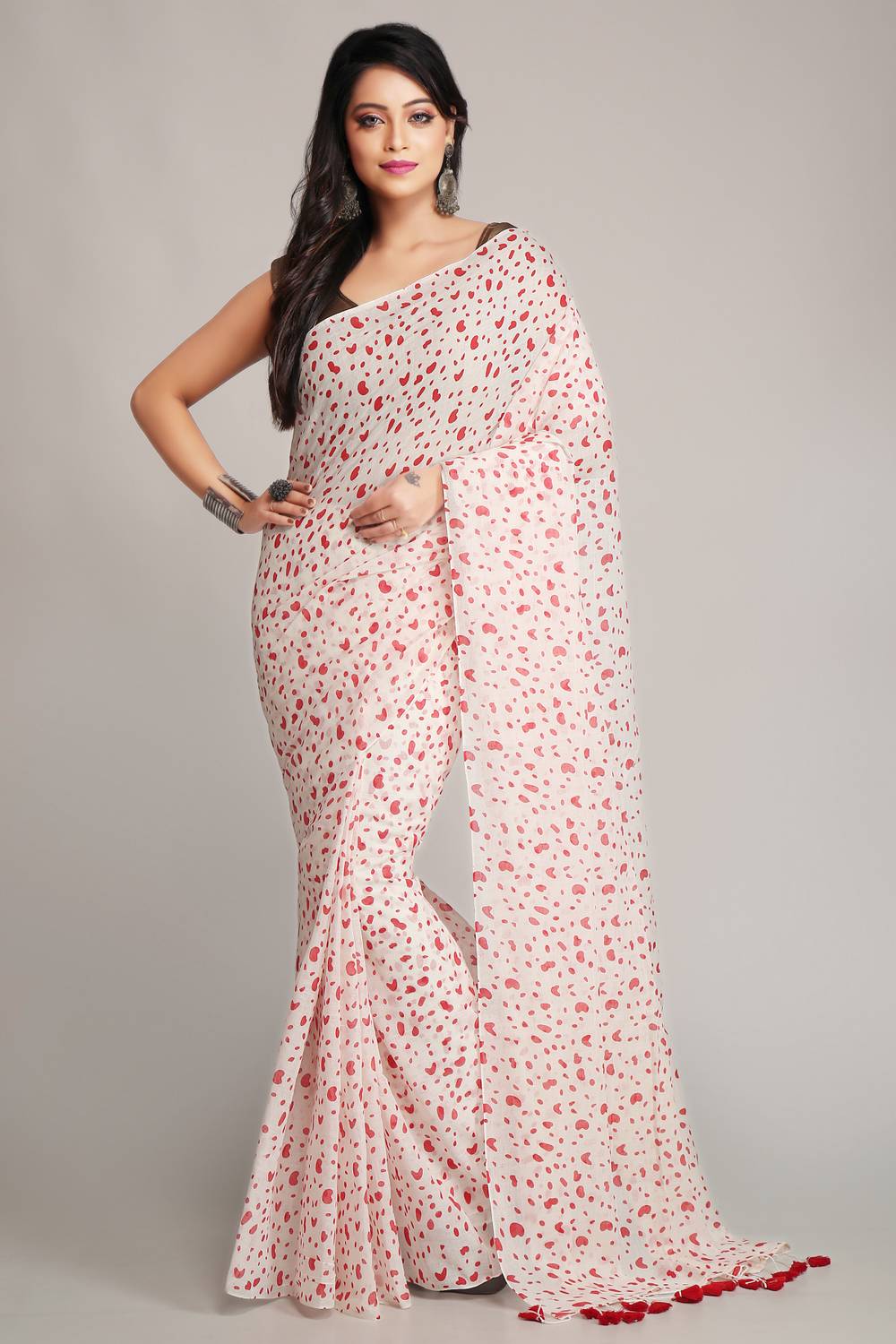 WoodenTant Printed Daily Wear Pure Cotton Saree (White, Red)