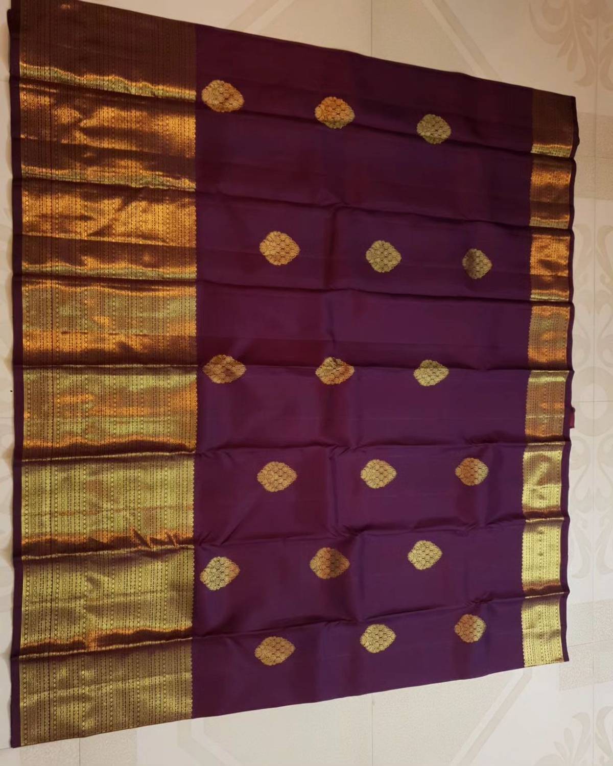 AVANTIKA FASHION Woven Kanjivaram Art Silk Saree