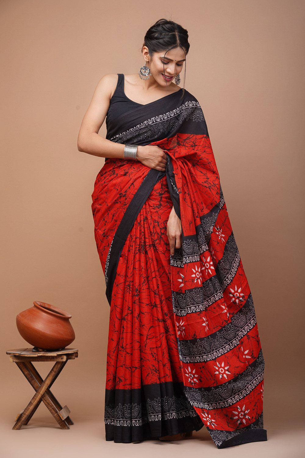 Image of LOVWEAR Printed, Hand Painted, Self Design, Blocked Printed Daily Wear Pure Cotton Saree