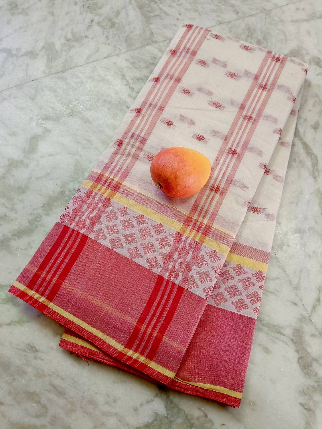 BDF Bikash Dutta Fashion Woven Tant Pure Cotton Saree