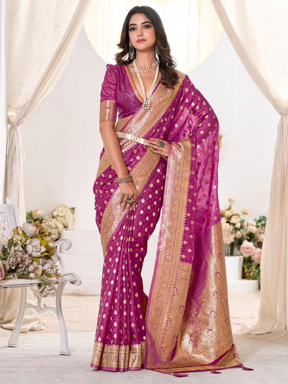 Image of Tasrika Woven Banarasi Silk Blend Saree