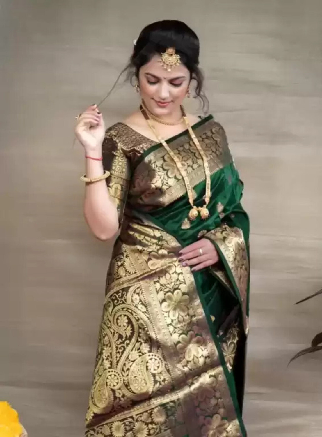 Image of GajGajra Digital Print Banarasi Cotton Silk, Jacquard Saree