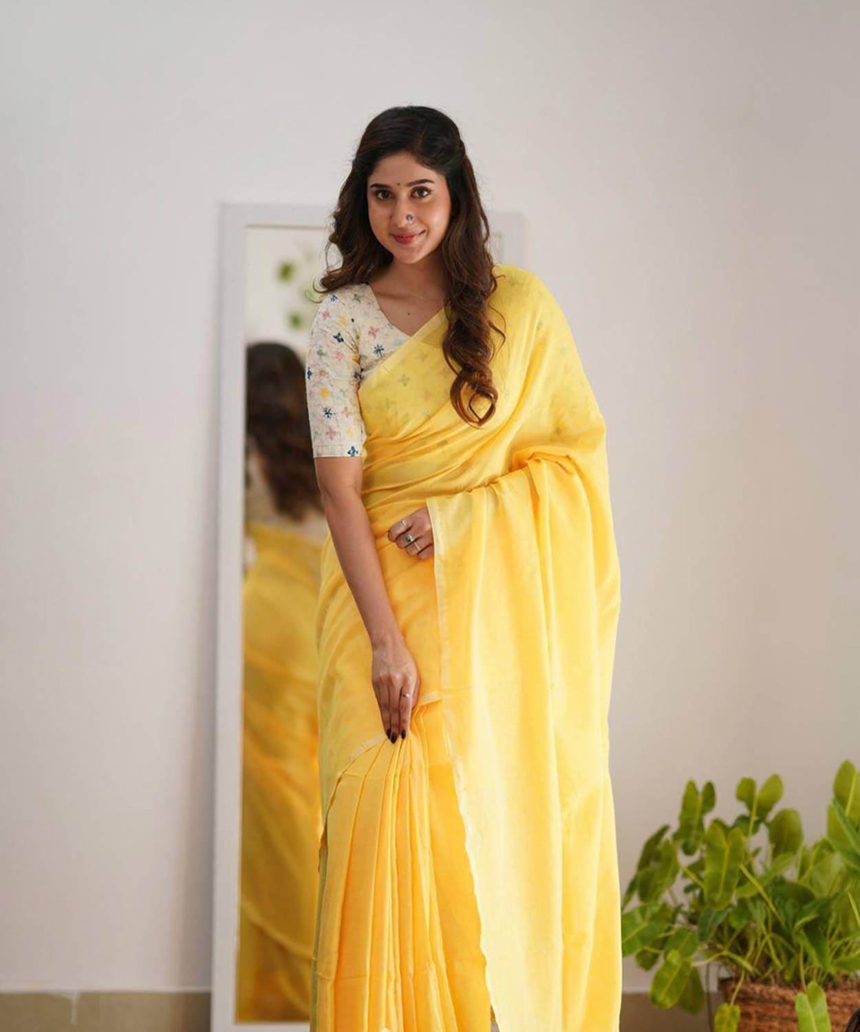 ACHOL Solid/Plain Handloom Cotton Blend Saree