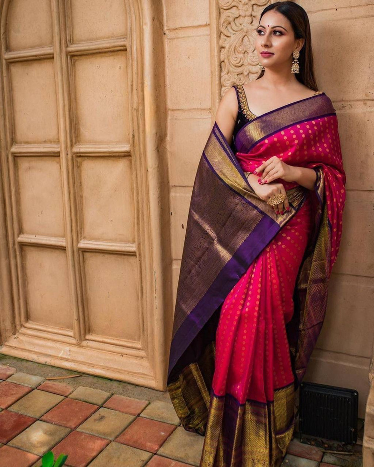 Image of MAHADEV DESIGN Woven Kanjivaram Jacquard, Pure Silk Saree