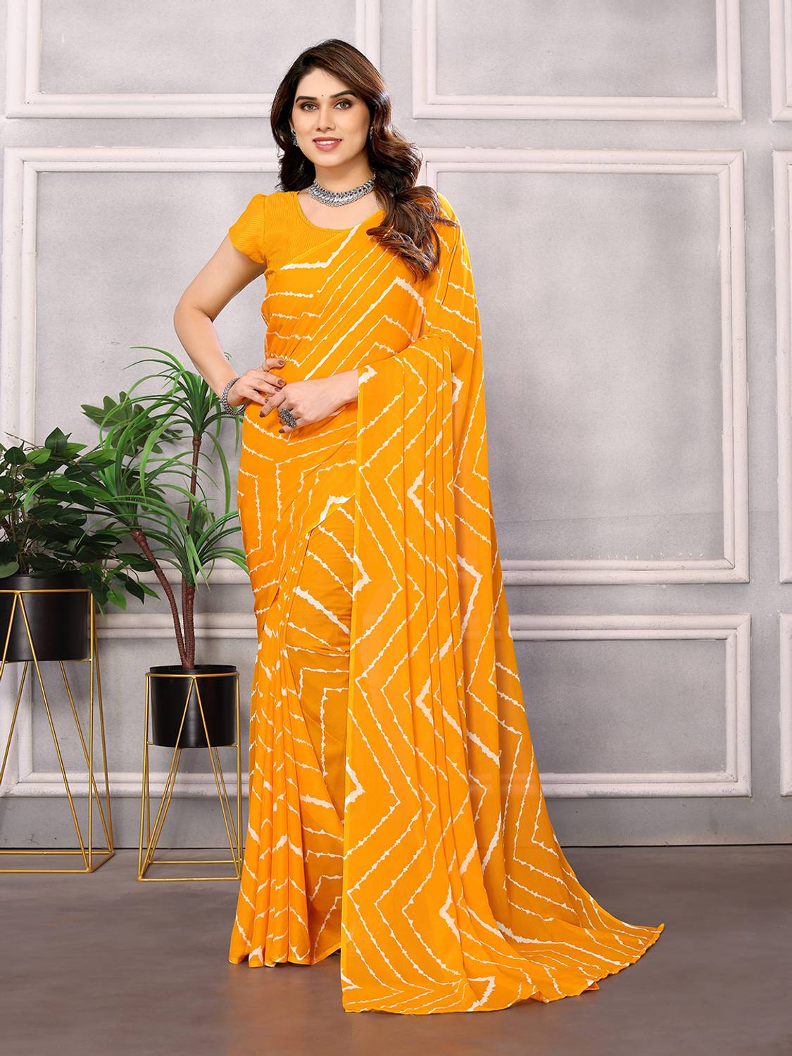 Anmi Striped Bollywood Georgette Saree