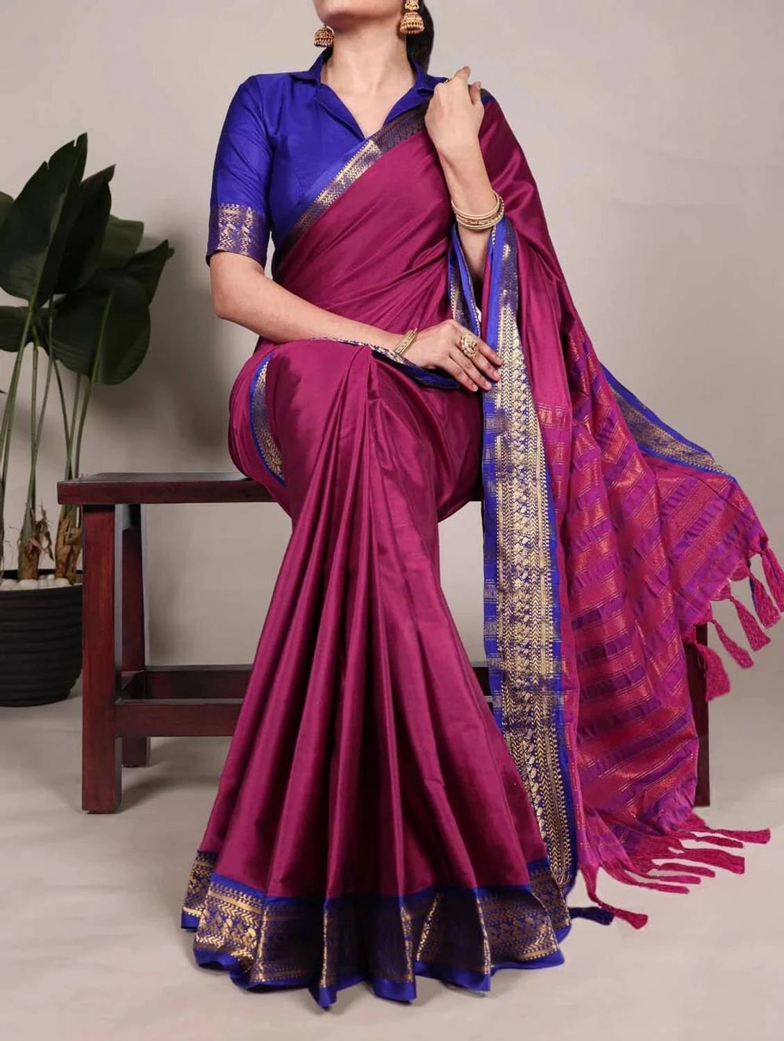 AVANTIKA FASHION Woven Kanjivaram Art Silk, Pure Silk Saree (Purp