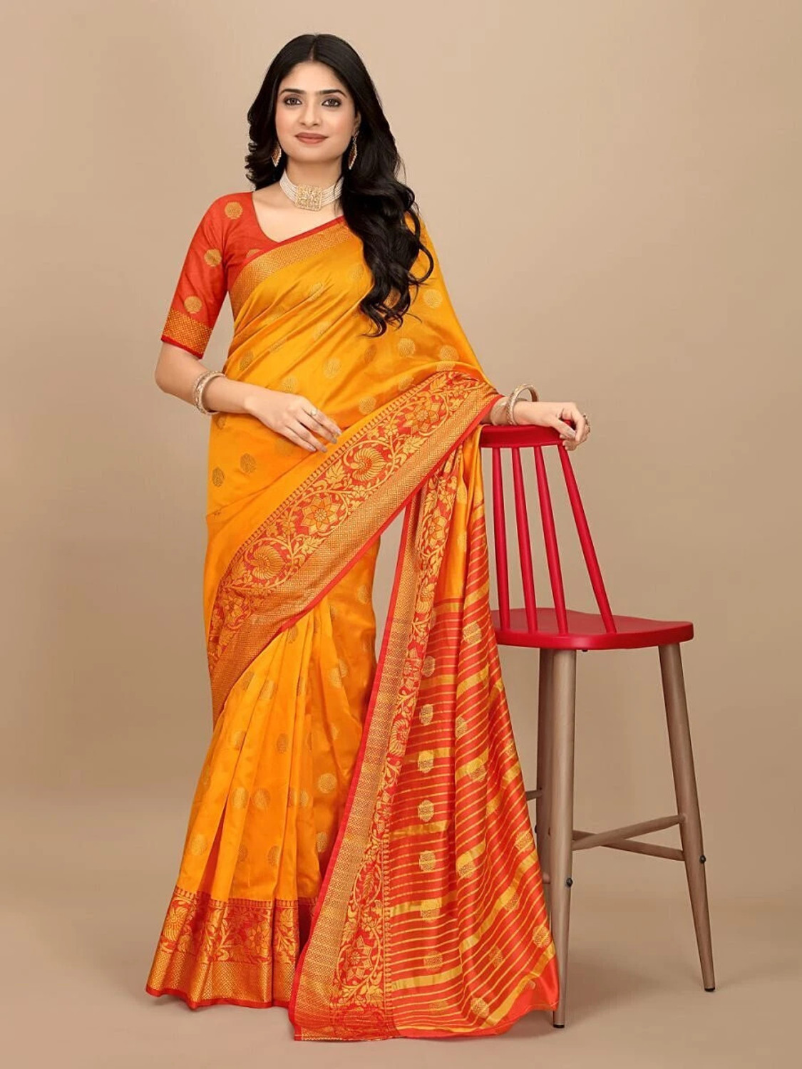 Image of Doroly Temple Border Banarasi Jacquard Saree