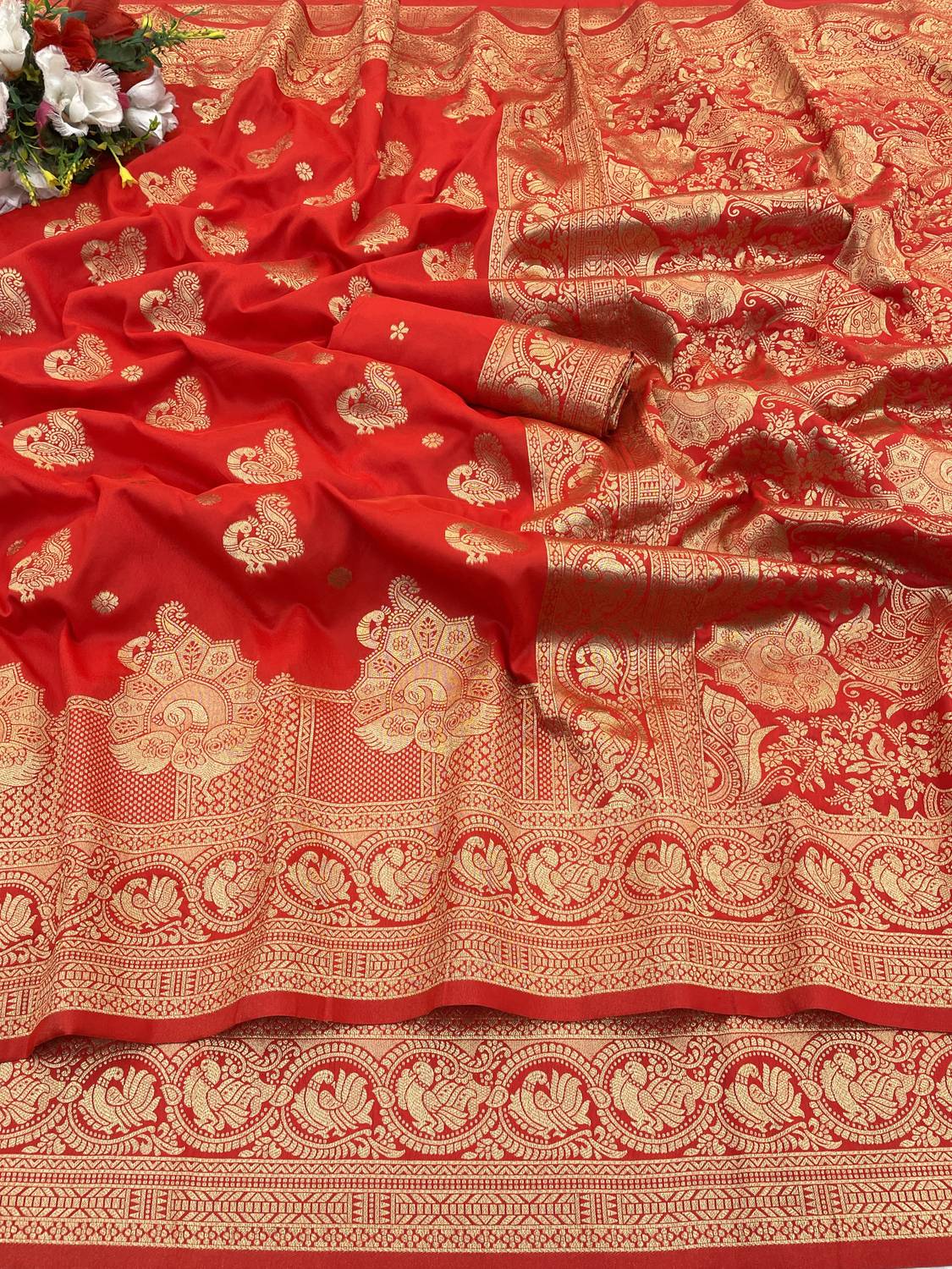 KanjiQueen Woven, Self Design Banarasi Silk Blend, Pure Silk Sare