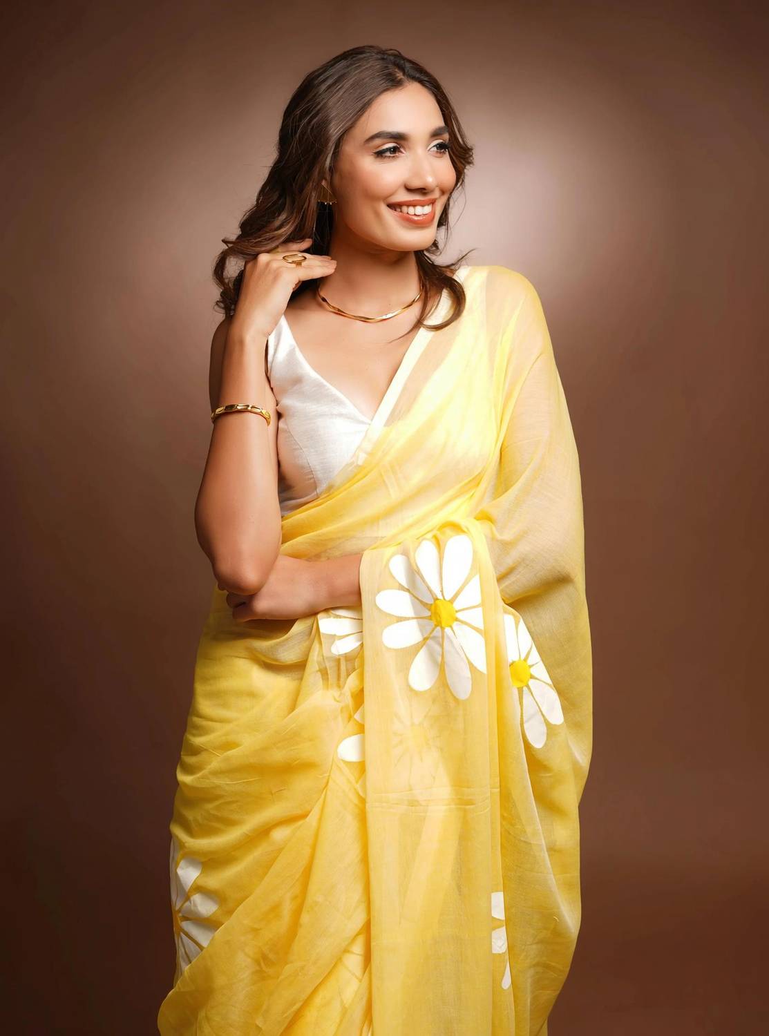 Raagratan Floral Print Bollywood Cotton Blend Saree