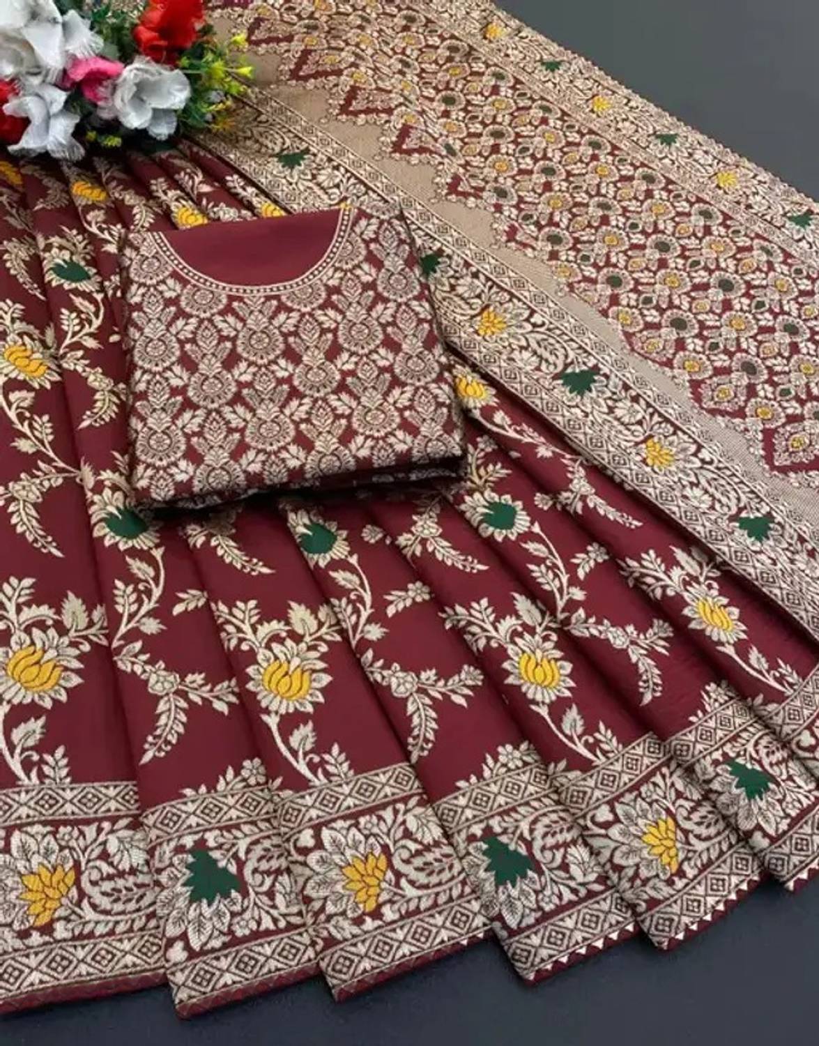 KanjiQueen Woven, Self Design Banarasi Silk Blend, Pure Silk Sare