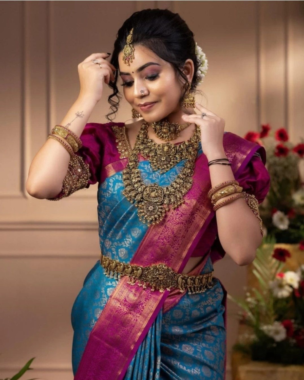Image of AVDOM Woven Kanjivaram Pure Silk, Art Silk Saree