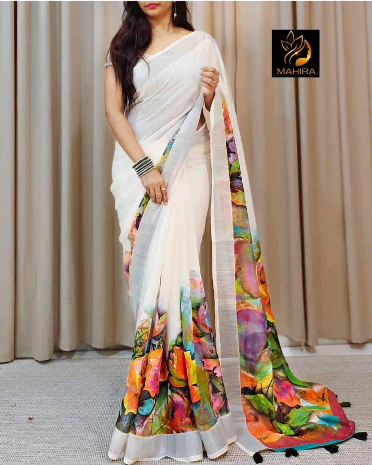 Image of AARAANA Woven, Self Design, Geometric Print Kanjivaram Linen Saree