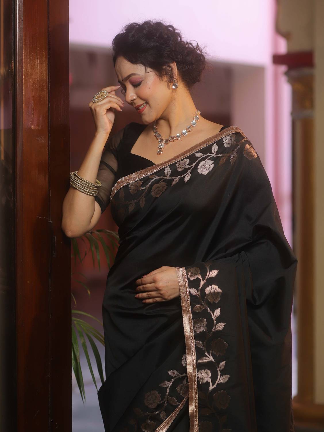 Banarasee Woven Banarasi Silk Blend Saree
