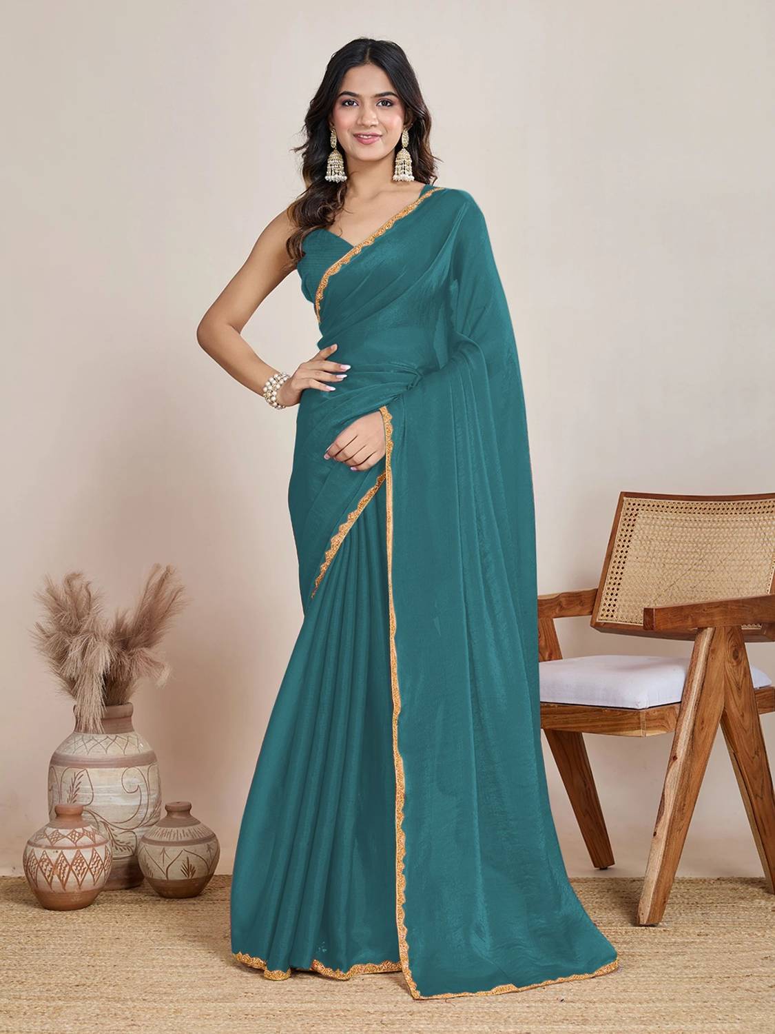 Bentayga Fashion Solid/Plain Bollywood Silk Blend Saree