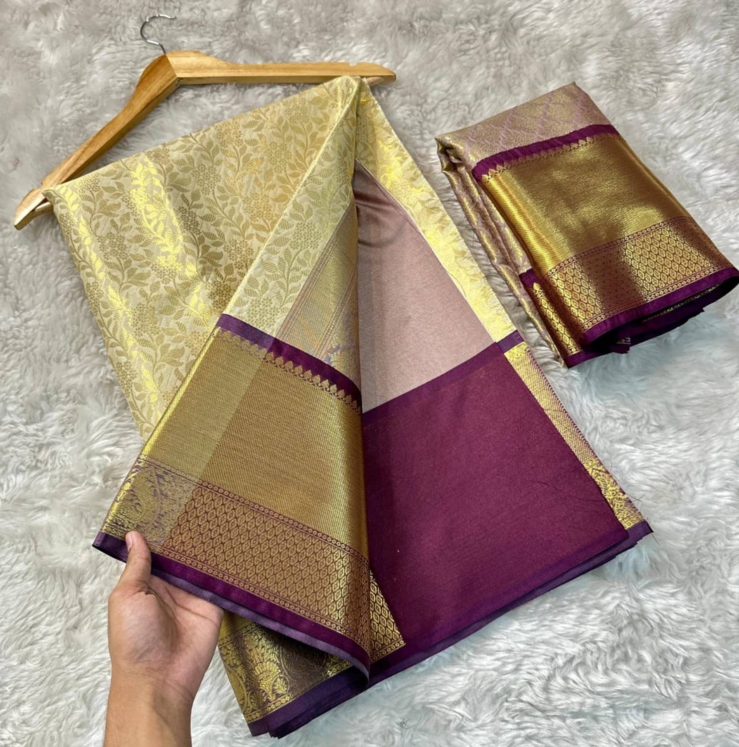YAHYA Silk Creation Bollywood Brocade Saree - Image 4