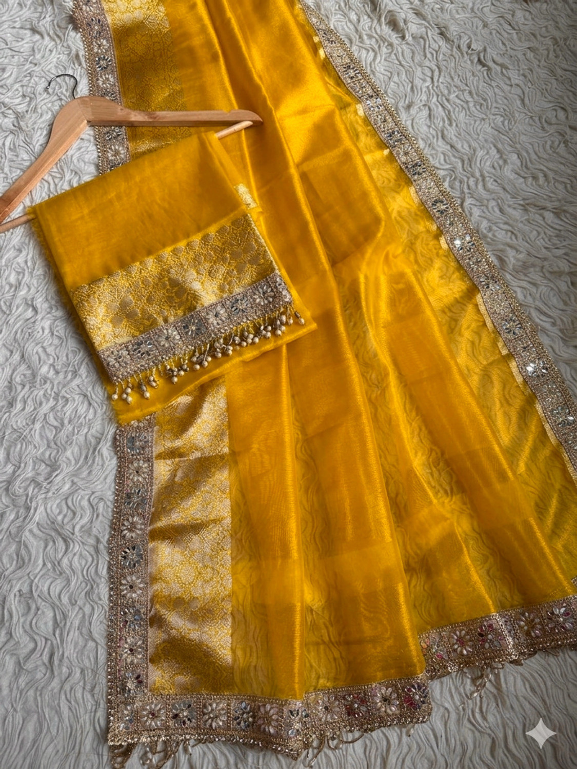 Image of Banaras silk palace Embroidered Bollywood Tissue Saree