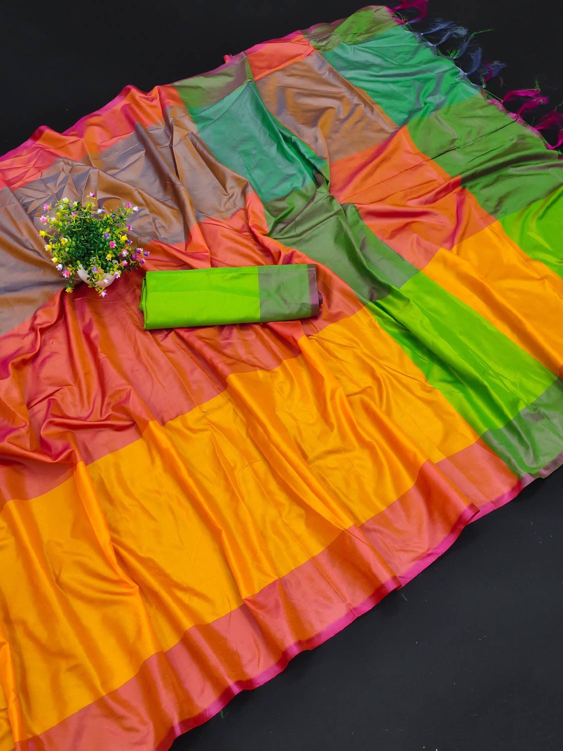 Magneitta Woven Daily Wear Cotton Silk Saree (Orange)