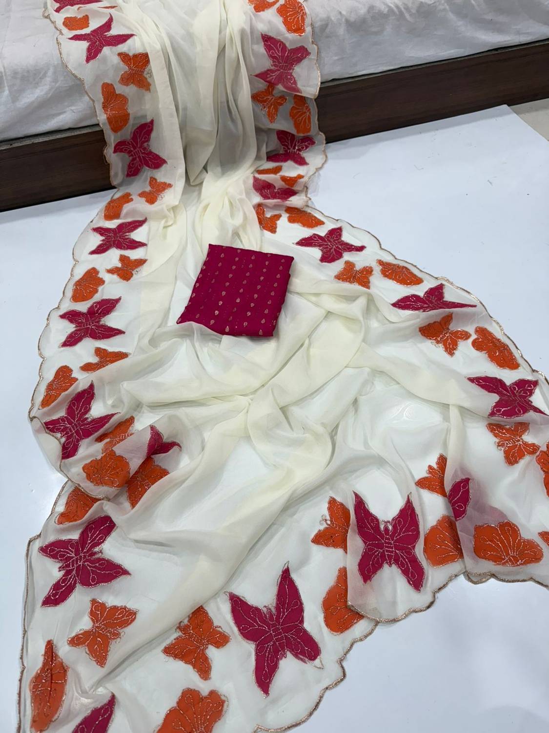 Fashion Day Embroidered Georgette Saree - Image 3