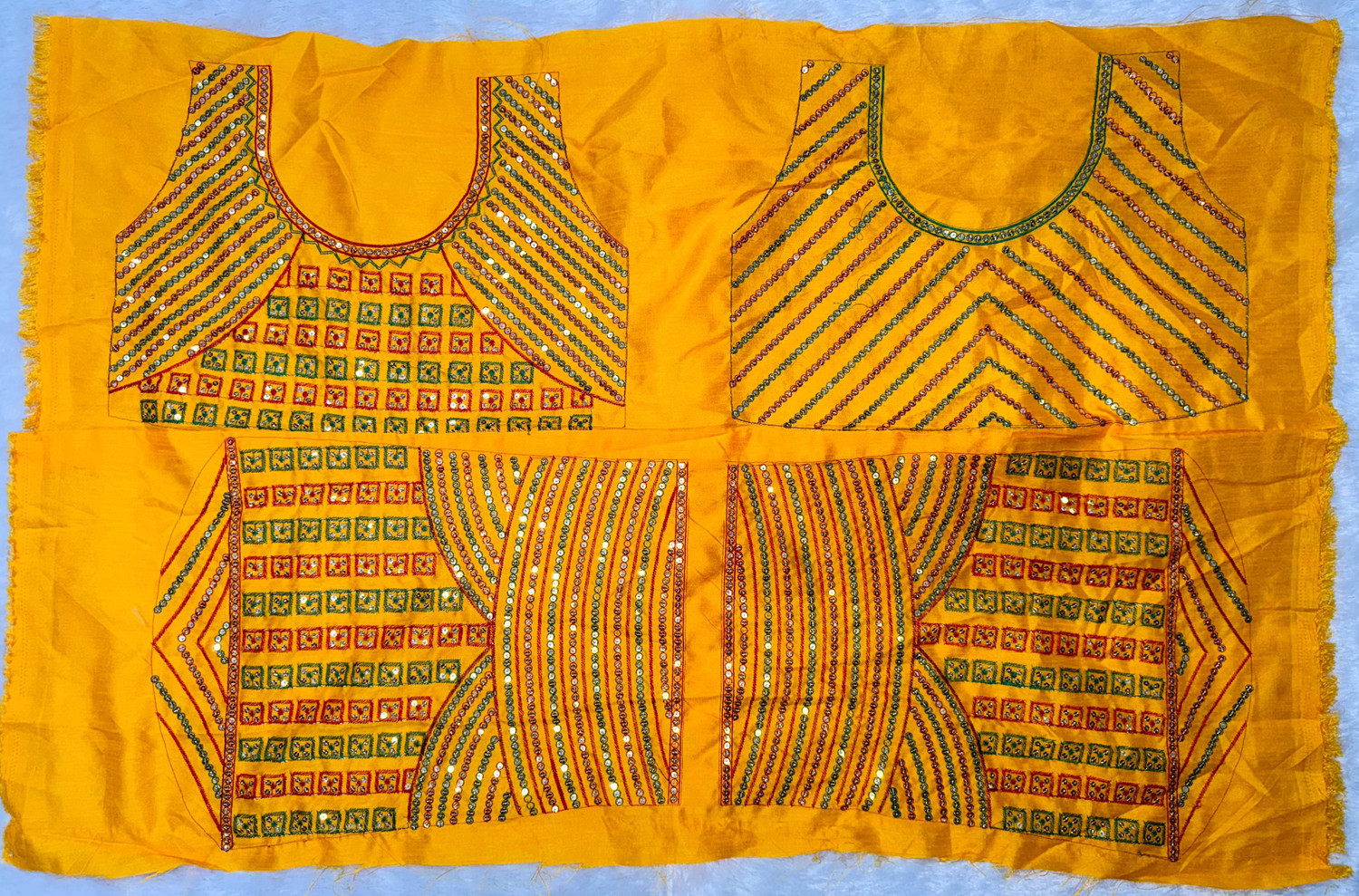 Image of R K ENTERPRISE Embellished Bollywood Georgette Saree