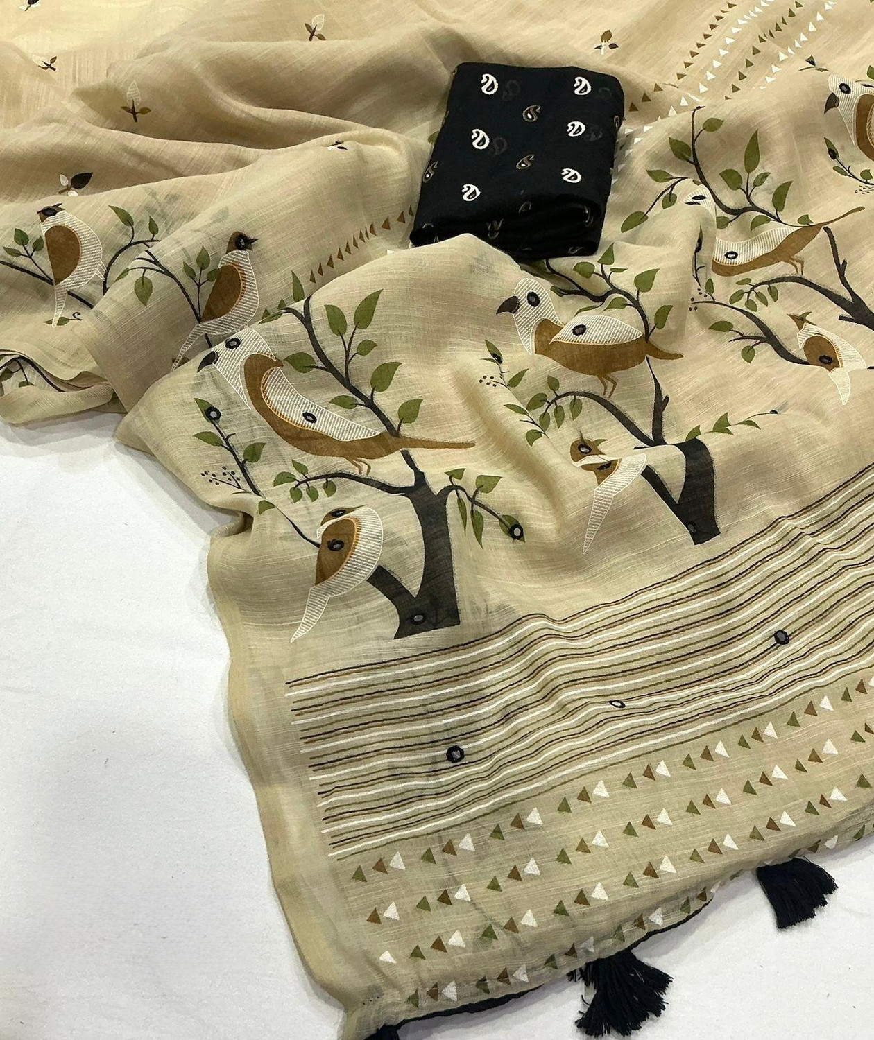 Image of niesha fashion Printed, Floral Print, Paisley Hand Batik Cotton Linen, Linen Saree