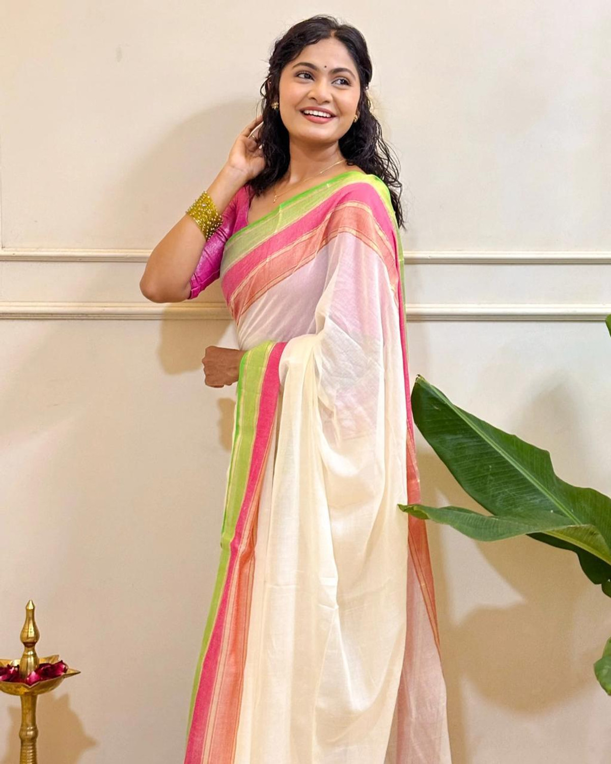 Image of TWRIL Woven Handloom Mulmul, Pure Cotton Saree