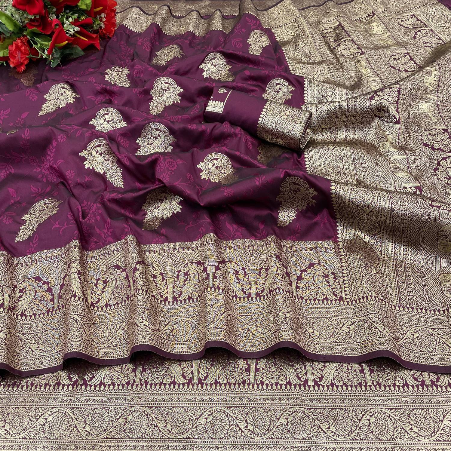 KanjiQueen Woven, Self Design Banarasi Silk Blend, Pure Silk Sare