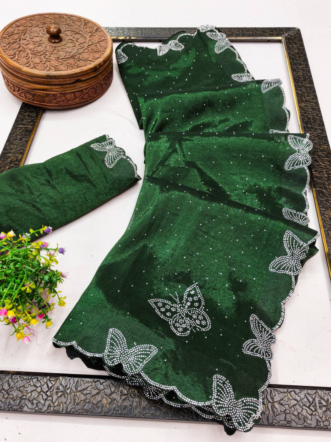 Anand Sarees Embellished Bollywood Net Saree