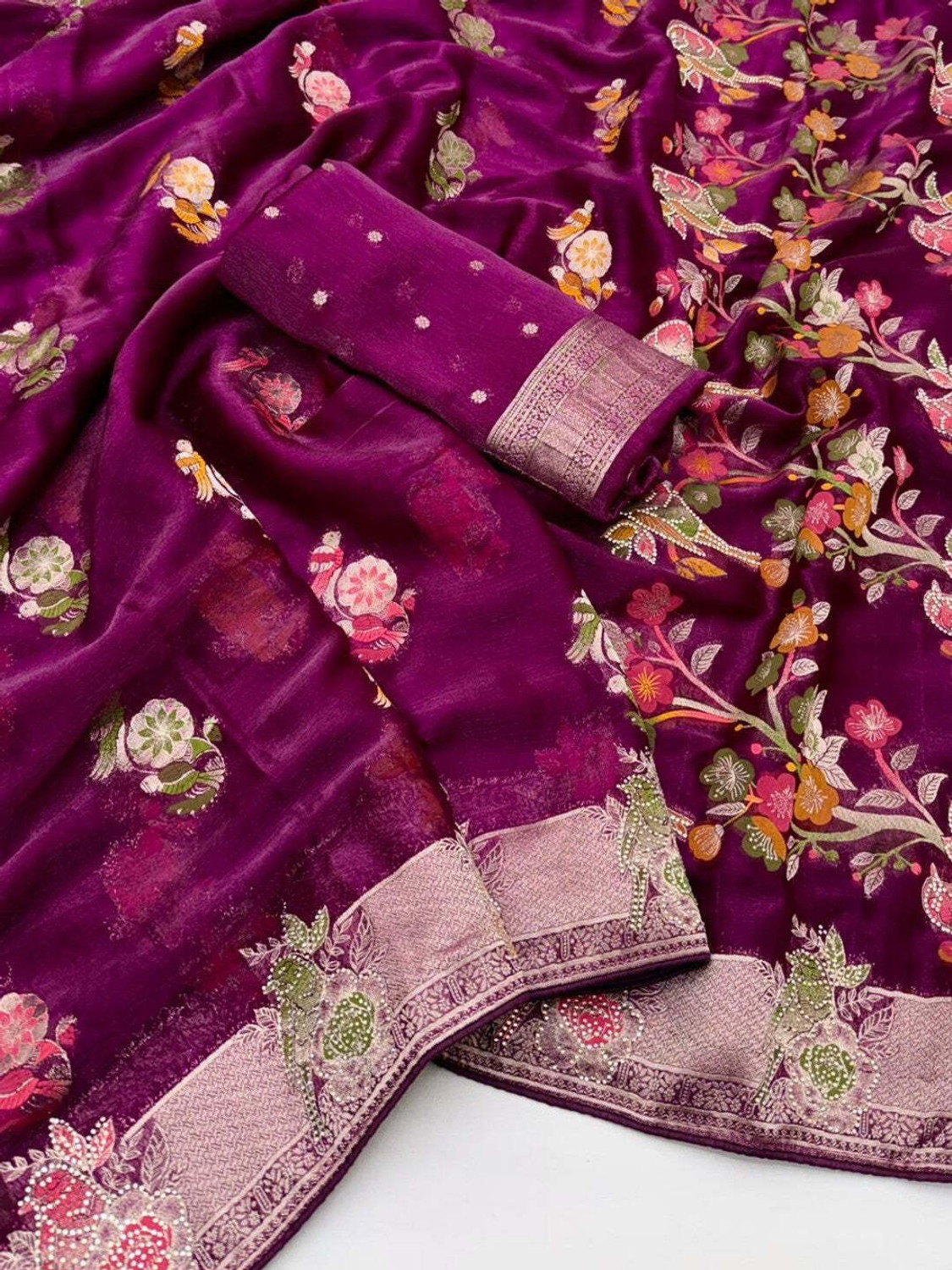 Image of Peachmode Floral Print Bollywood Chiffon Saree