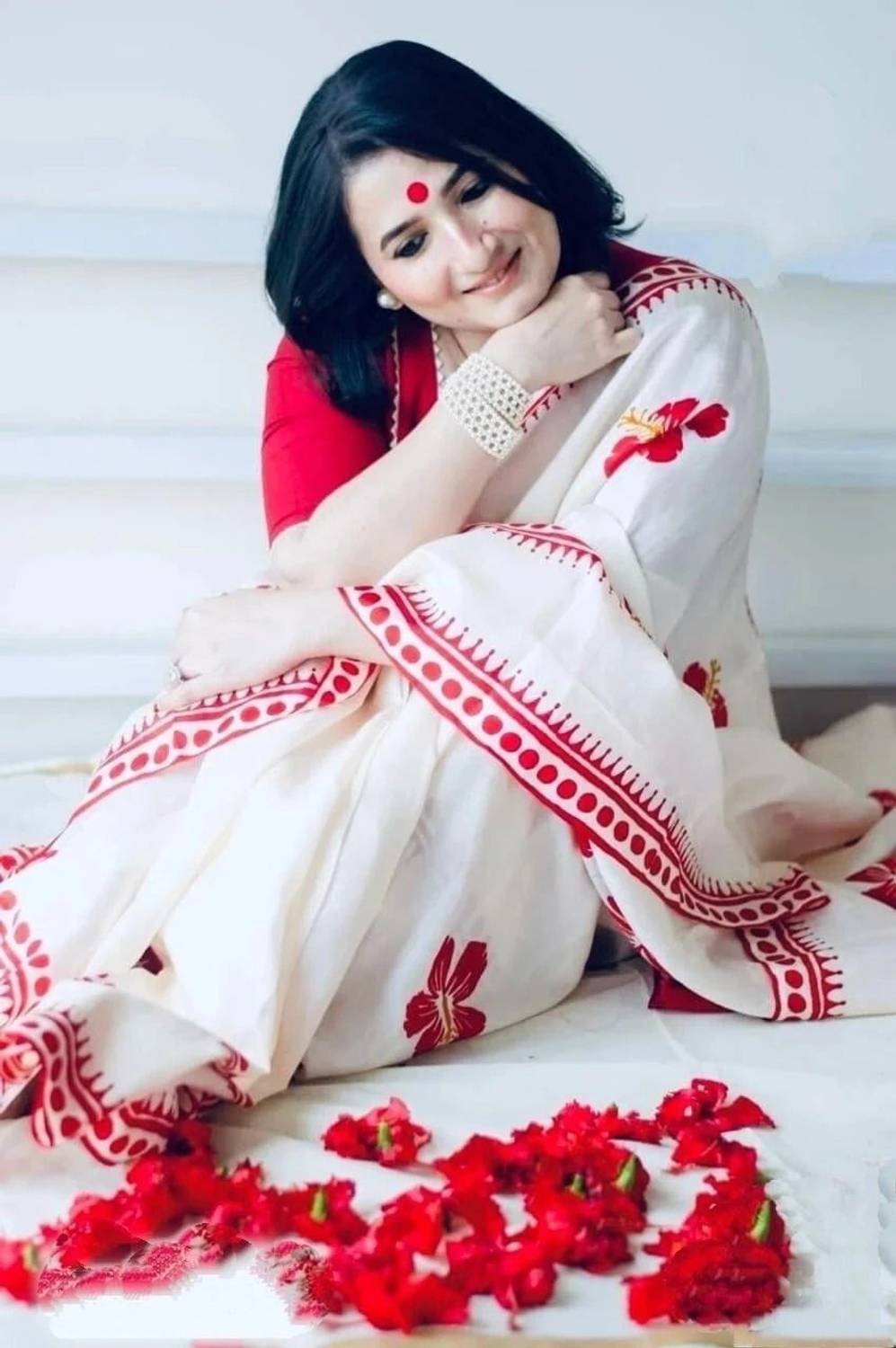 HouseOfCommon Bollywood Cotton Blend Saree White - Image 1